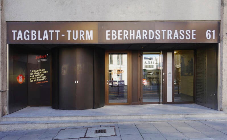 „Ansichten des Tagblattturms – eine Studie in 360 Grad“ Haupteingang
