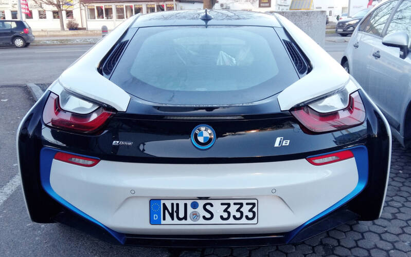 bmw edrive i8    