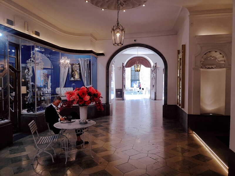 The Gentleman's Touch – The Last of the Bohemians at Ralph Taut Fine Jewelry, Preysing Palais, Munich