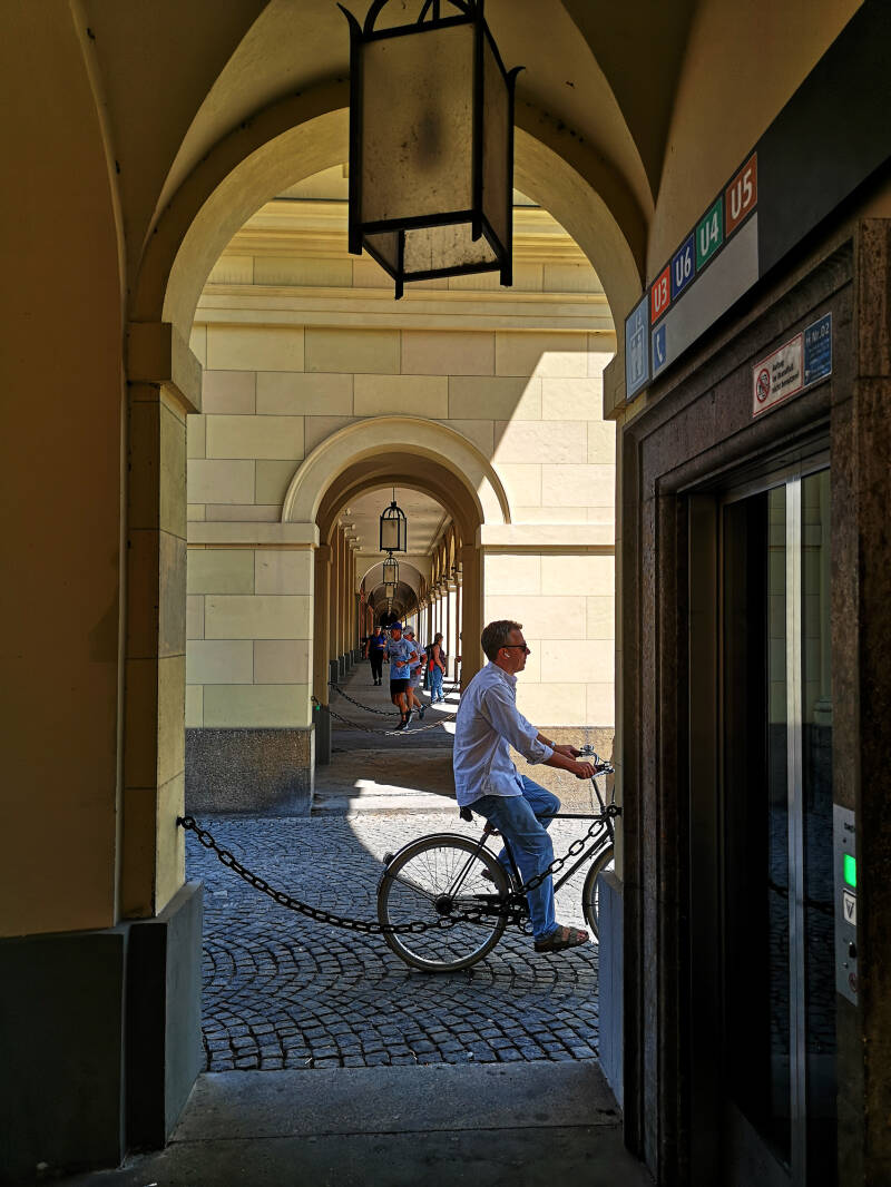 Hofgarten Arkadenflucht