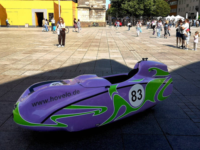 „Ciao Stau – Hovelo 83 auf dem Münsterplatz“