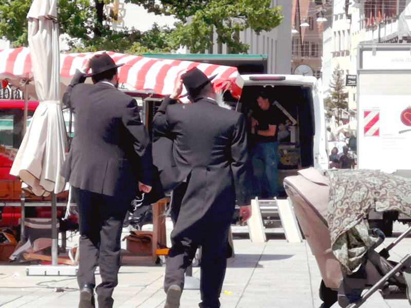 „Hut festhalten im Münsterabwind!“