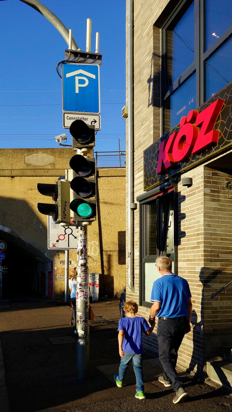 KÖZ - STREET SCENE • In His Footsteps  • Like Father, Like Son