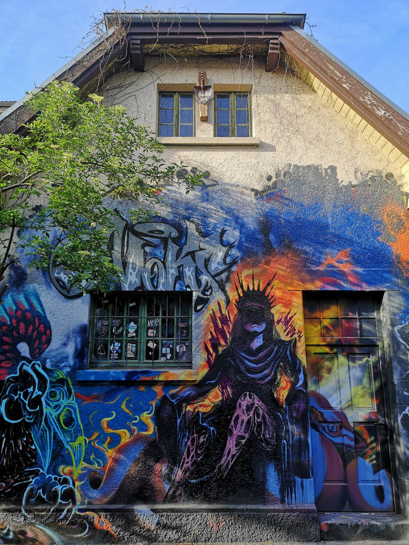 Kradhalle