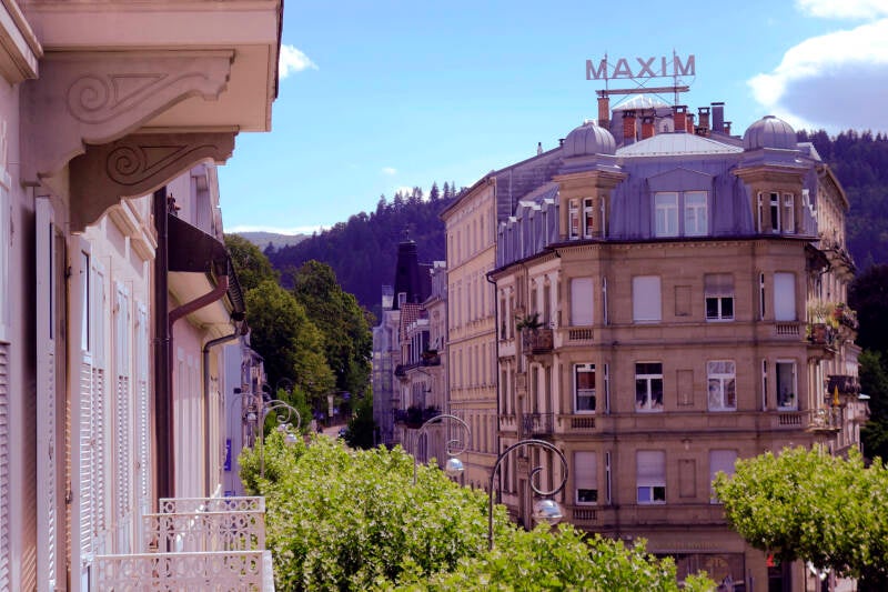 maxim-2-web-standard.jpg