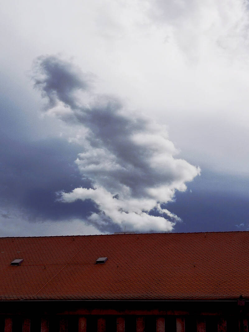 Nuage sculptural au-dessus du Bastion du Danube 