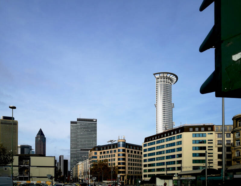 Skyline vom HBH Vorplatz aus gesehen