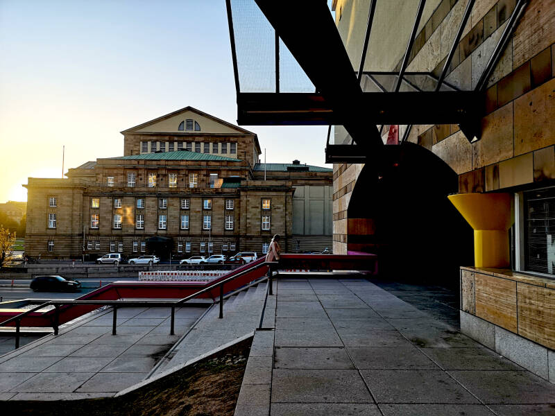 KAMMER - theater und gegenüber das alte Theater Stuttgart