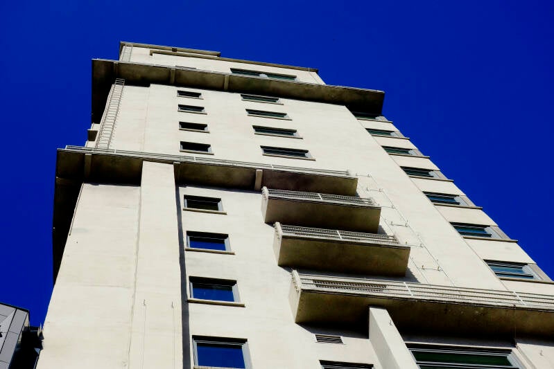 TAGBLATTTOWER RÜCKSEITIG 