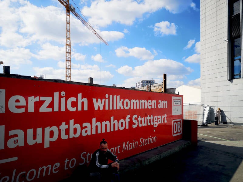 Willkommen in Stuttgart HBF 8 