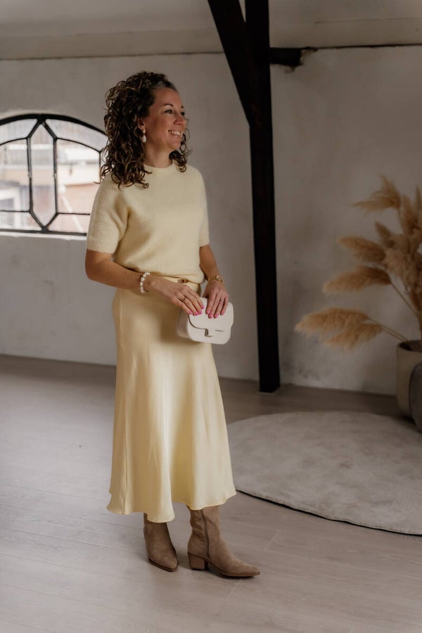 Azzurro satijnen rok - butter yellow