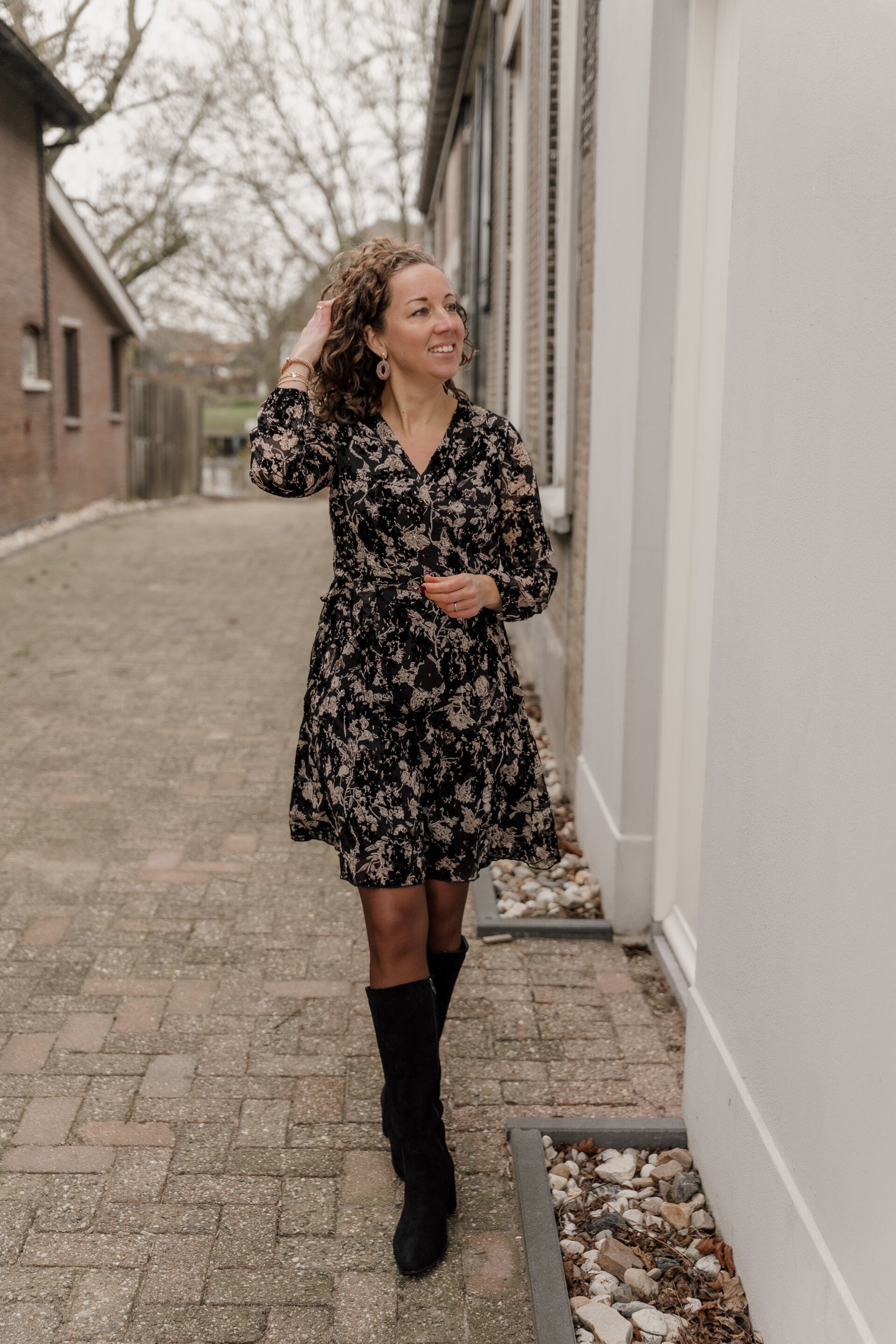 La Flor bloemenprint jurk zwart