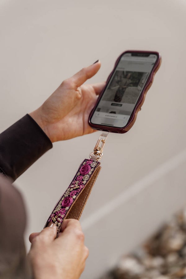 La Flor telefoonkoord geborduurd leer/suede