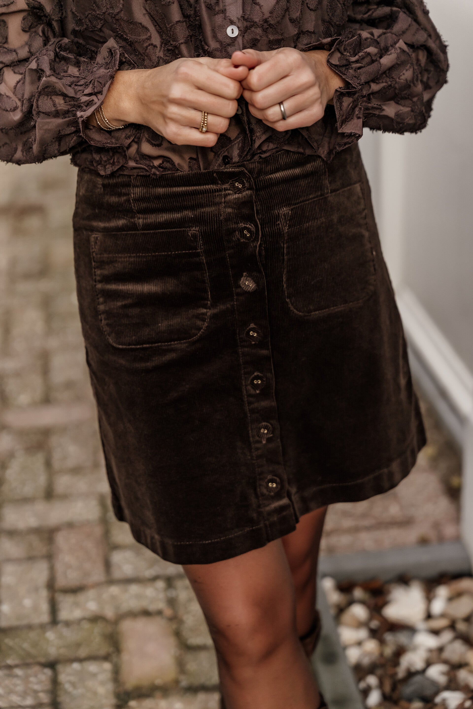 La Flor rok velours met knopen - donkerbruin