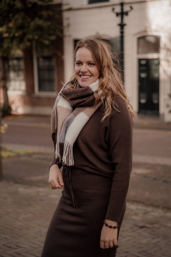 La Flor wintersjaal bruin-beige-camel