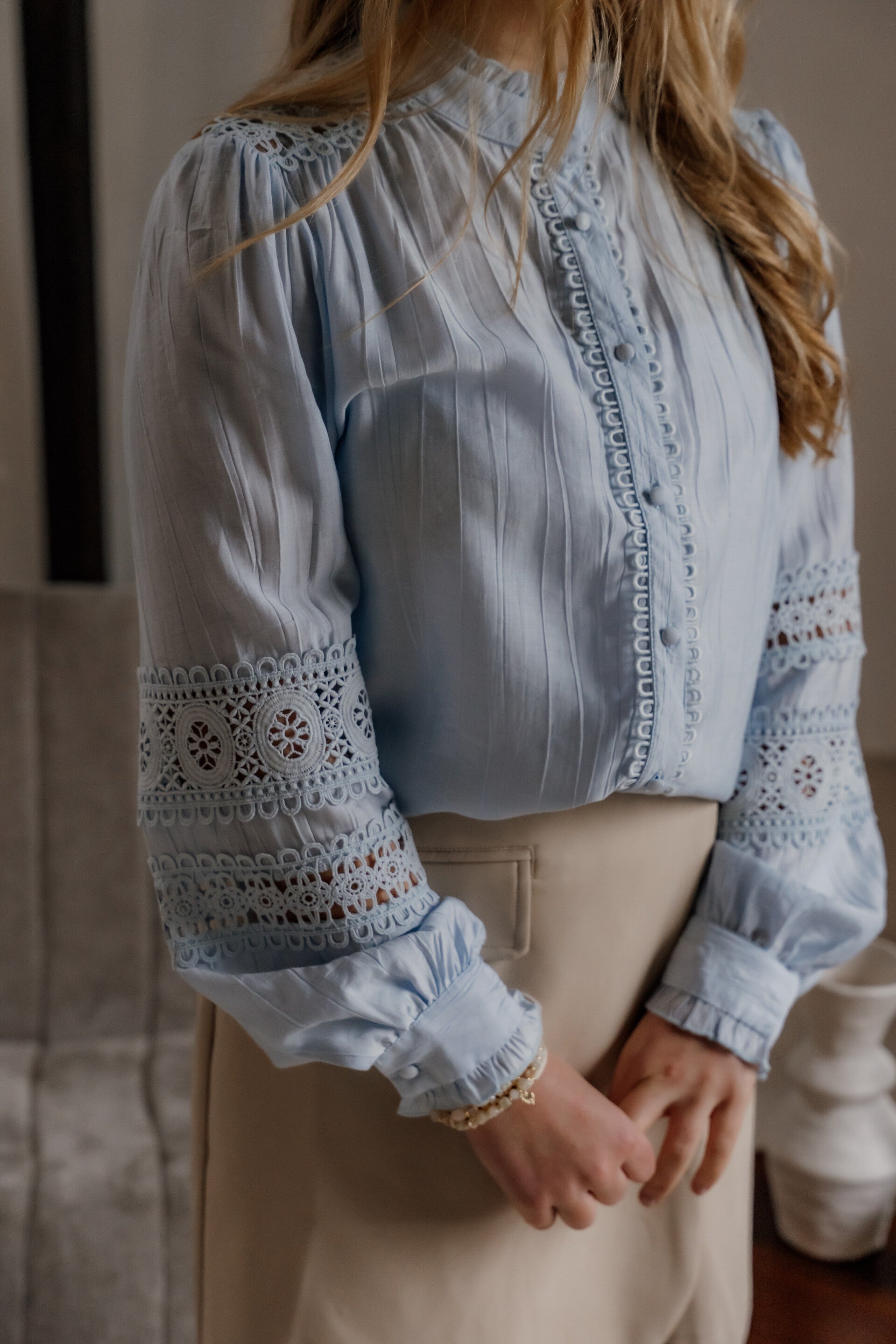 La Flor broderie blouse - lichtblauw