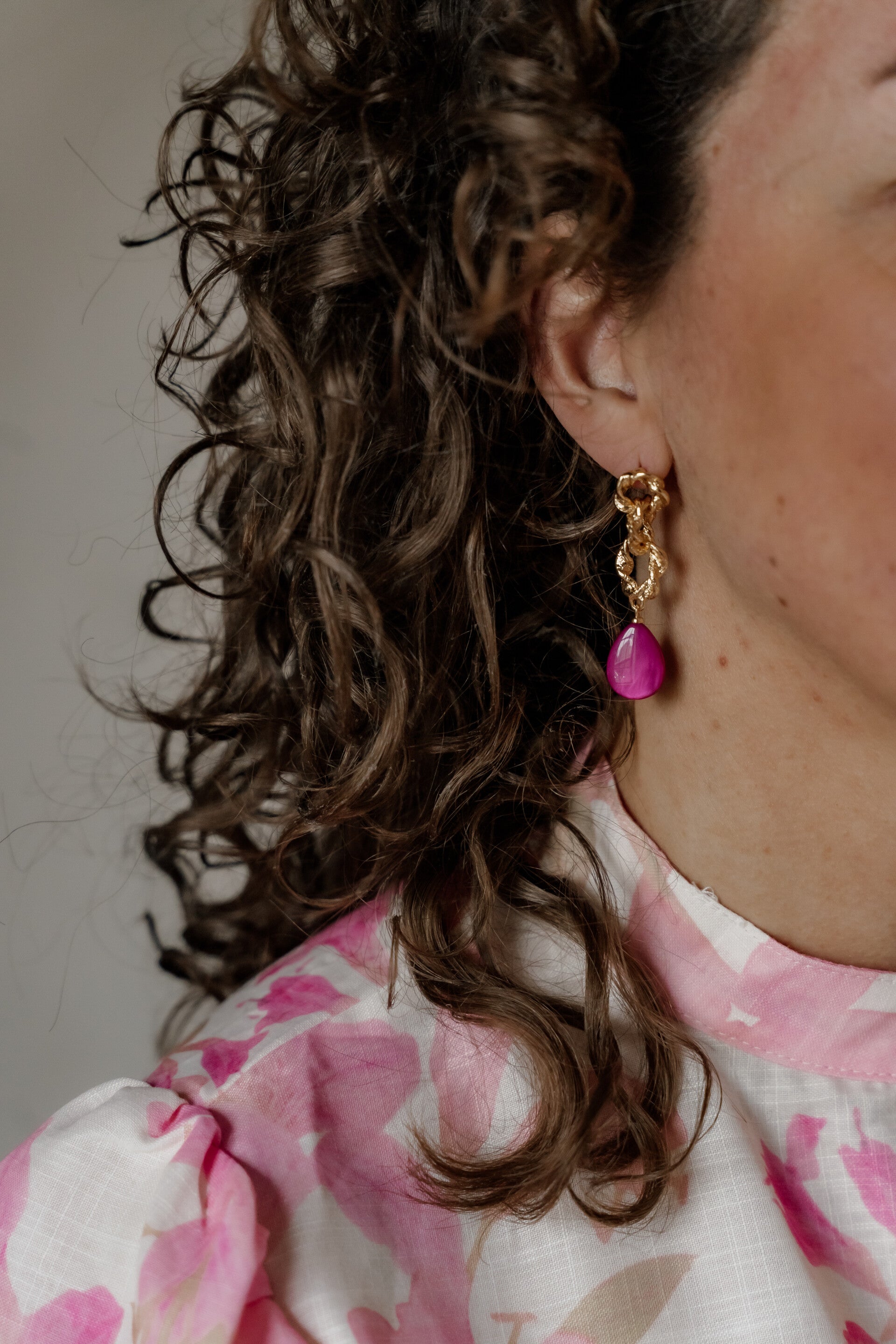 La Flor oorbellen hangers - fuchsia