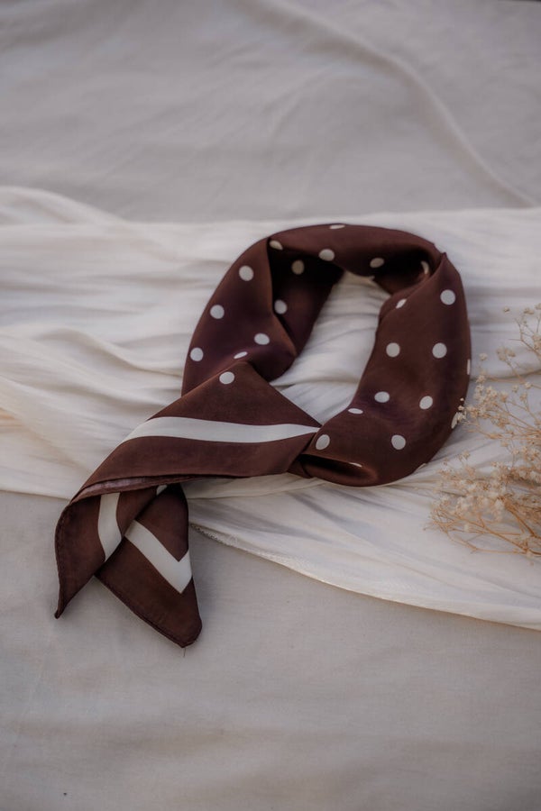 La Flor sjaaltje polkadot bruin