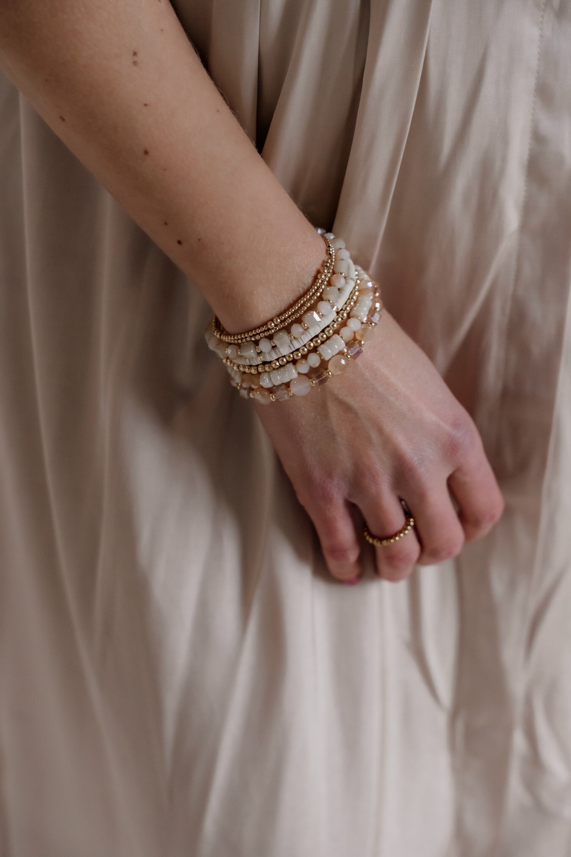 La Flor set armbanden - beige