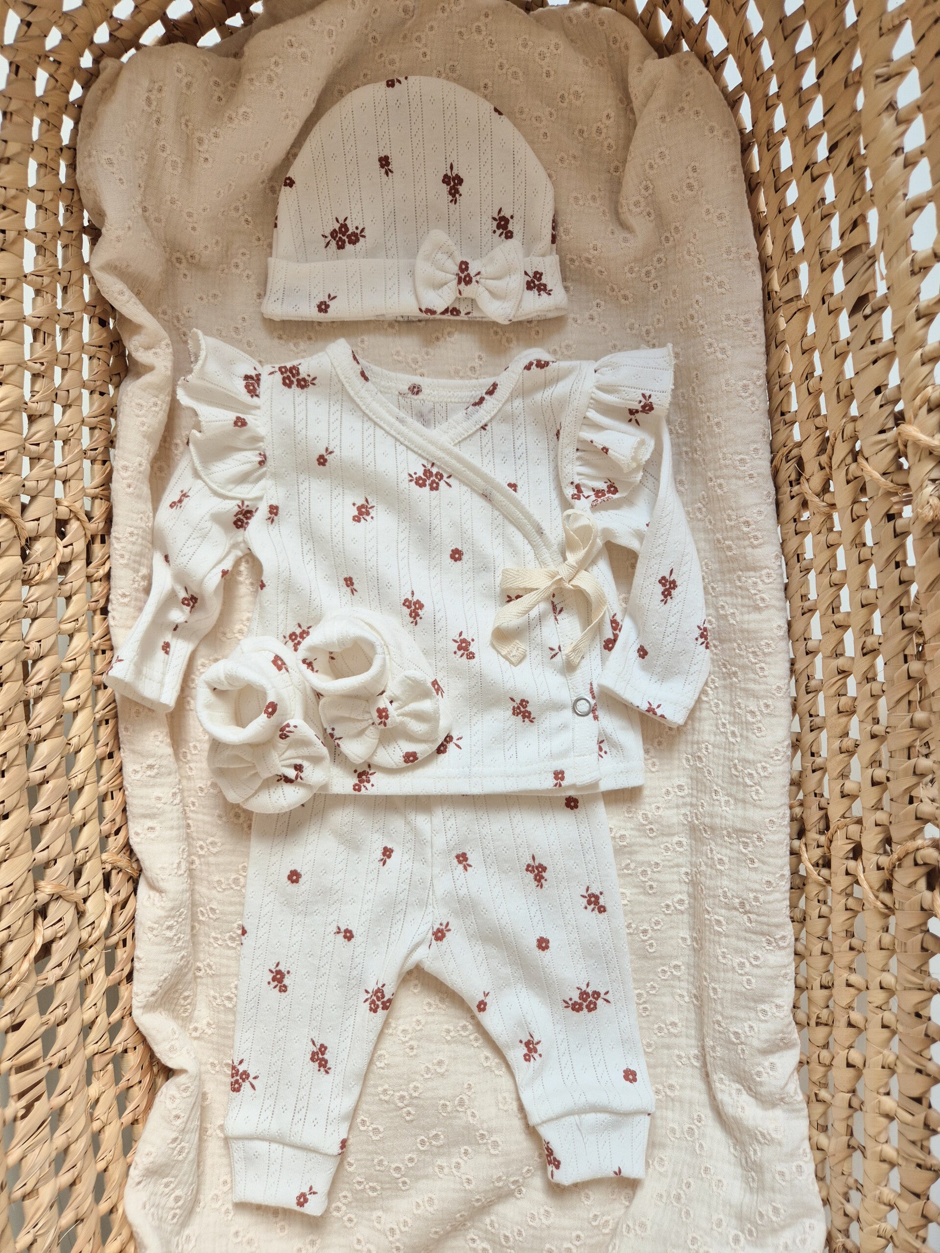 Baby broekje ajour pointelle *Bloempje *