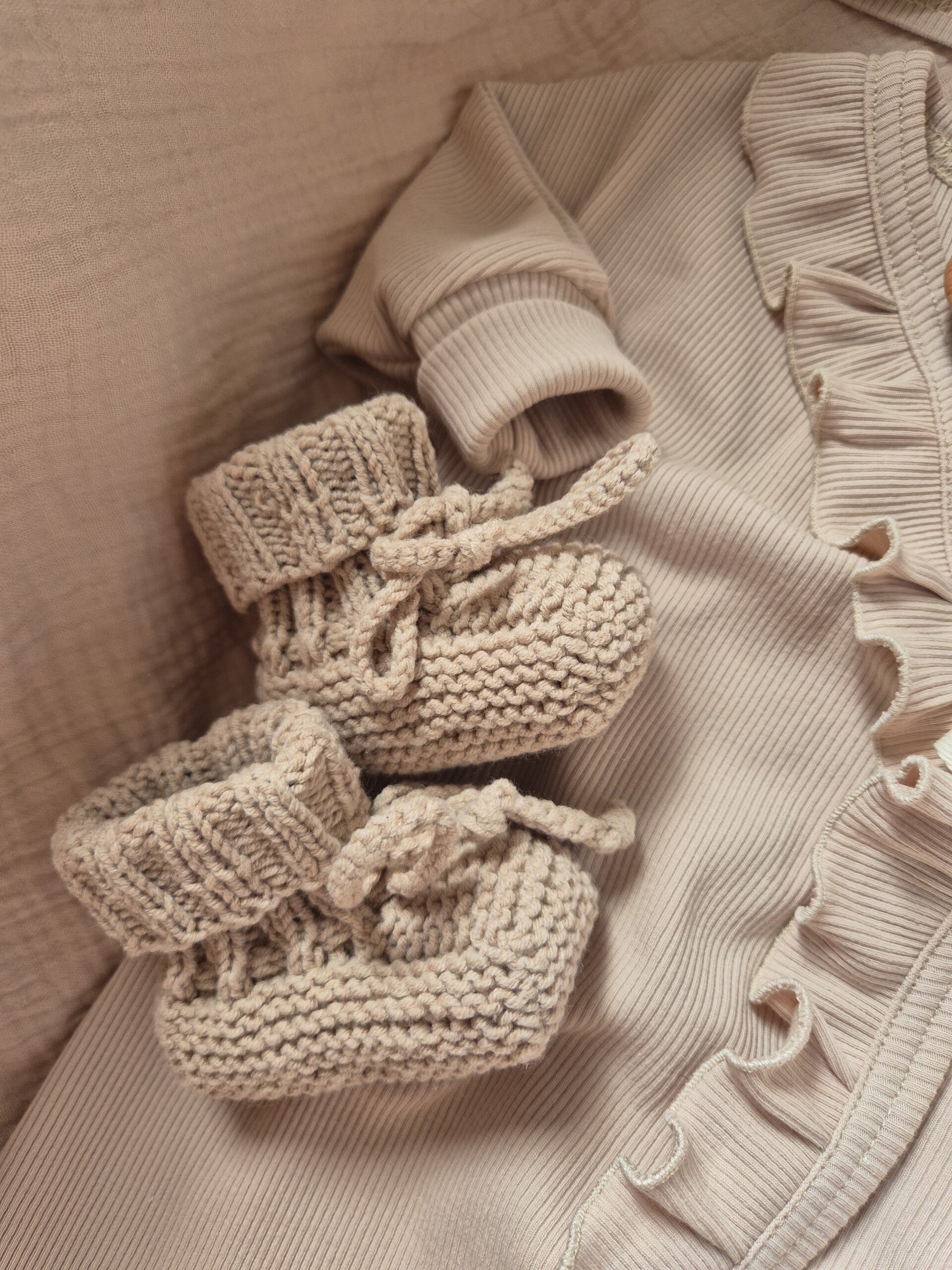 Gebreide slofjes * Licht beige *