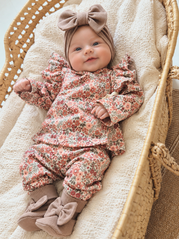 Overslagshirt rib met ruffle mouwen *Herfst bloemetjes *