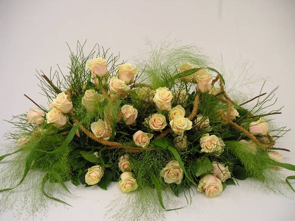 Rouwarrangement roze 05