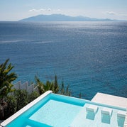 villa-mira-mykonos-1-standard-x5tqne.jpg