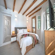 villa-mira-mykonos-35-standard.jpg