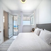 villa-mira-mykonos-54-standard.jpg