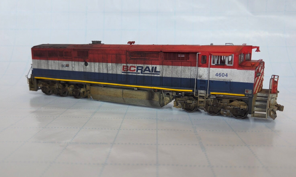 Custom Weathered HO Scale Rapido BC Rail C40-8M #4604 w/ ESU Loksound V5 DCC & Sound
