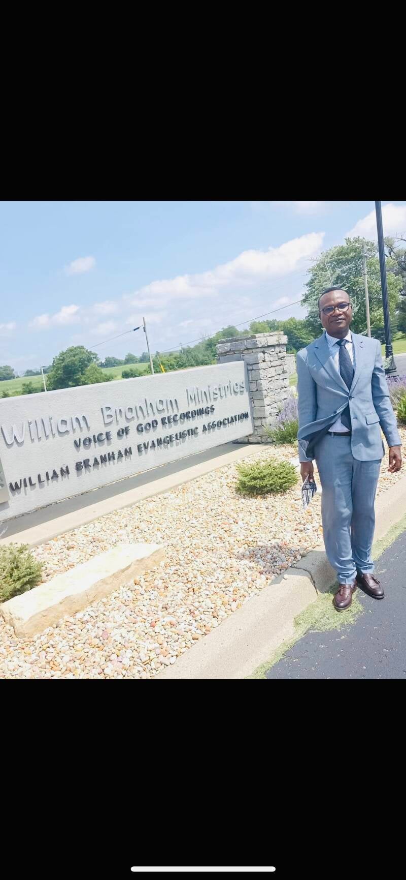 Pasteur Jean OMES / Cep-Tabernacle