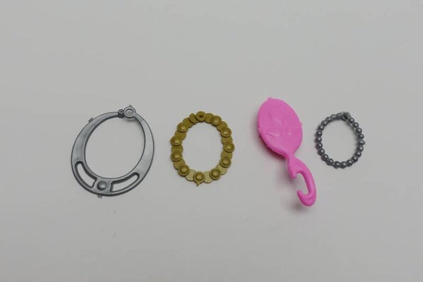 1985 Dream Glow Barbie Vanity Schmuck