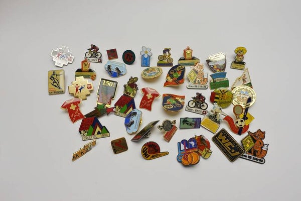 Grosses Pin-Set Vereine