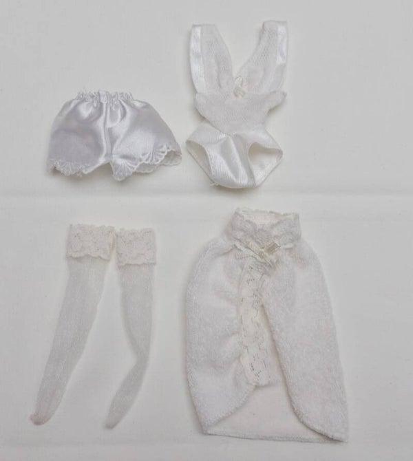 1991 Fancy Frills #2977 Barbie