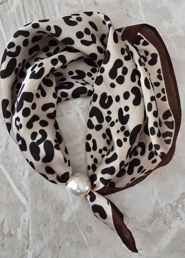 Sjaaltje panter/beige bruin – Parel & Easy Click Sluiting