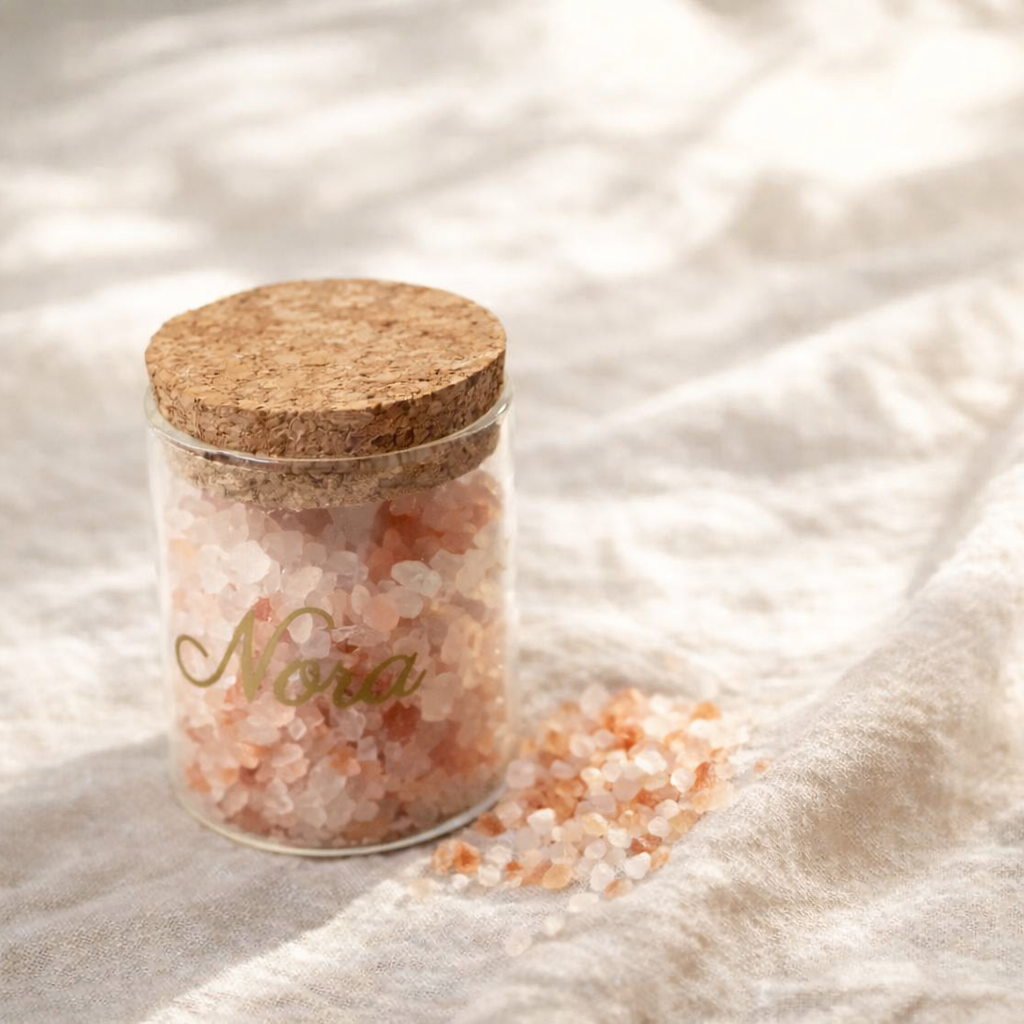 glazen potje met grof badzout /  himalaya