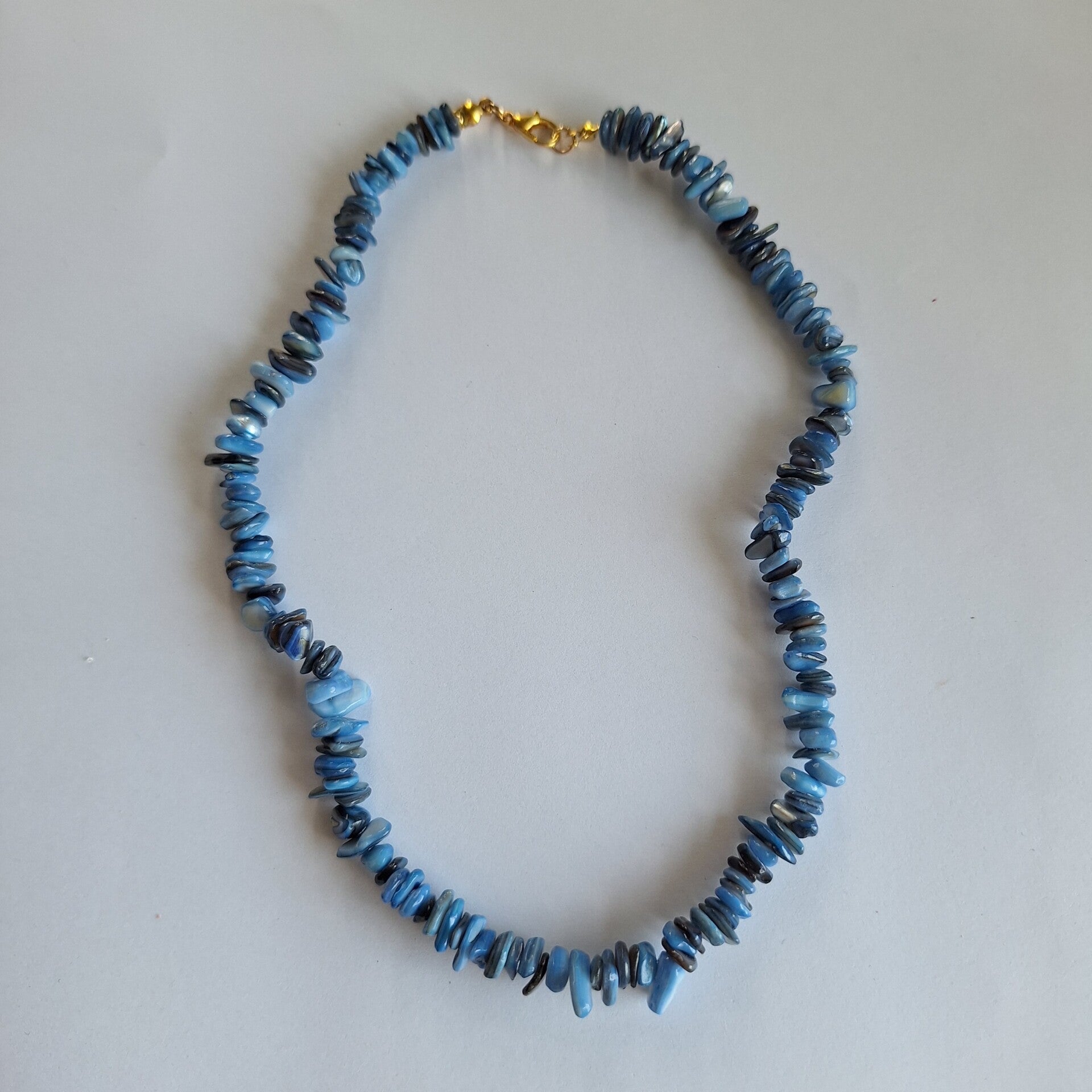 Blauwe steentjes ketting