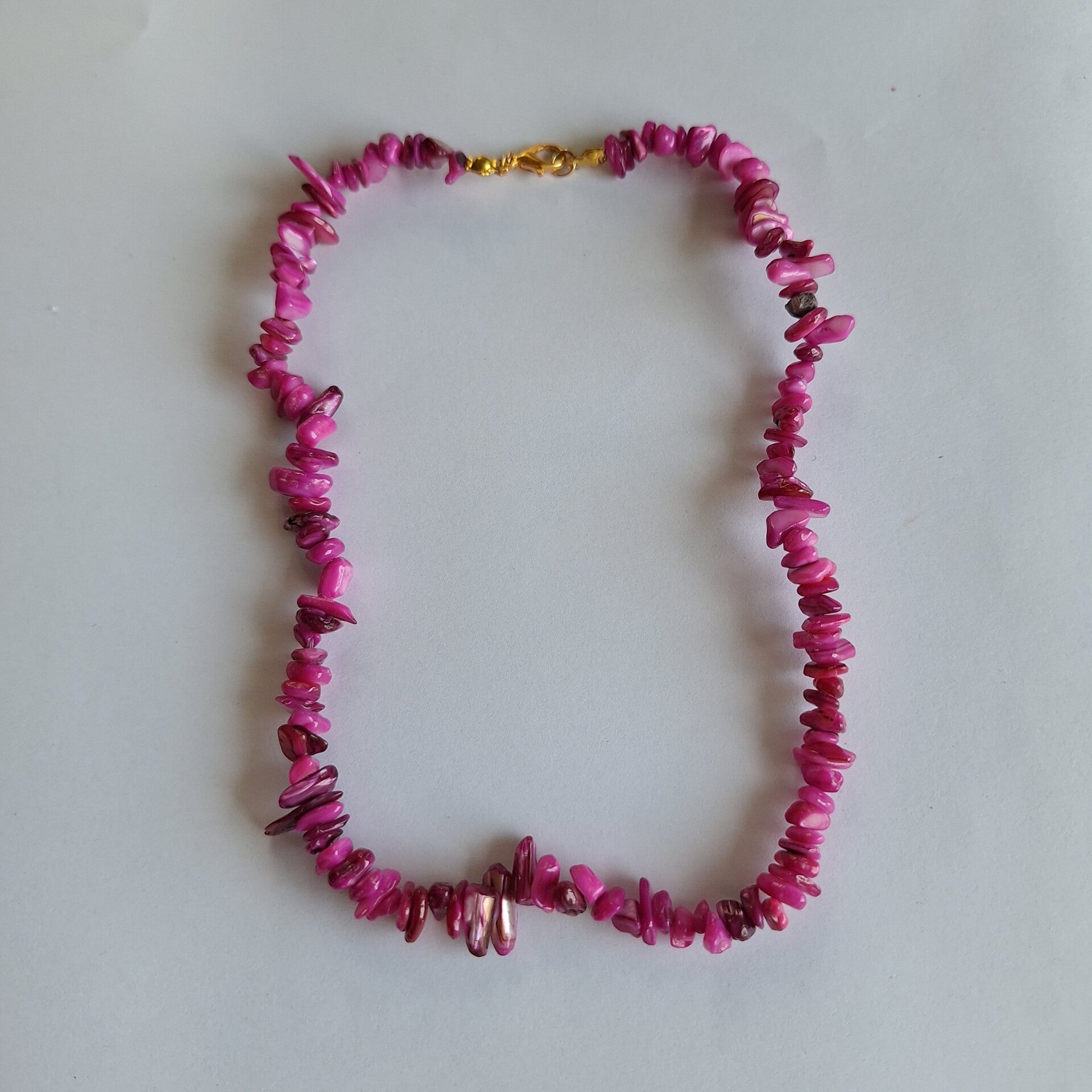 Fuchsia roze steentjes ketting