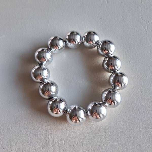 Zilverkleurige bubbel armband M
