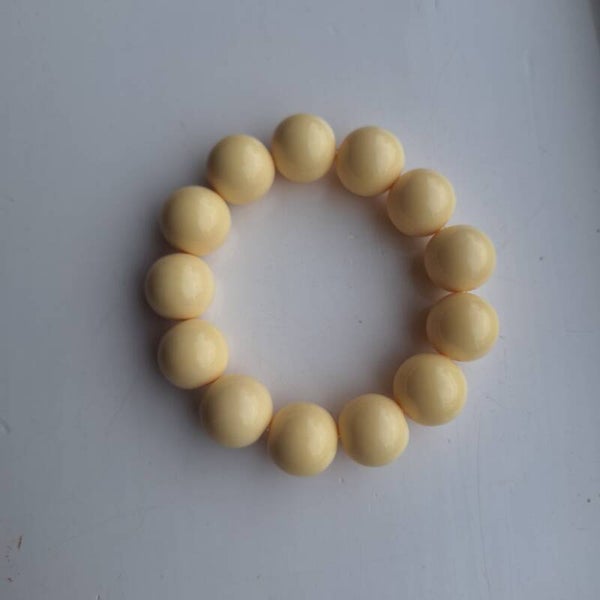 Butter yellow armband M