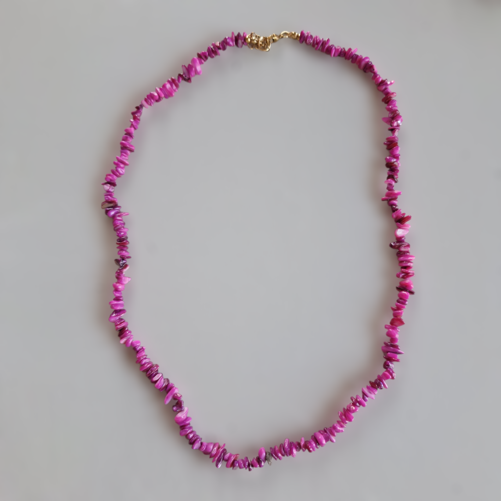 Fuchsia lange steentjes ketting