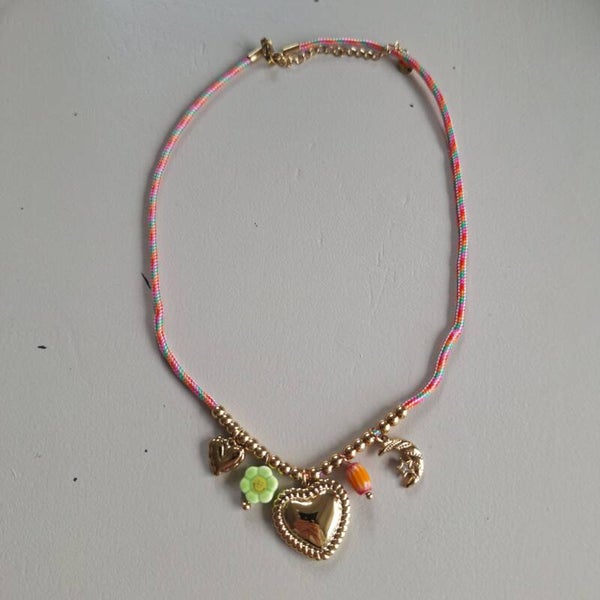 Touw ketting met bedels
