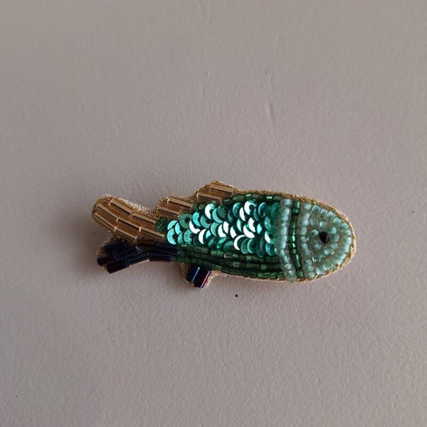 Broche vis