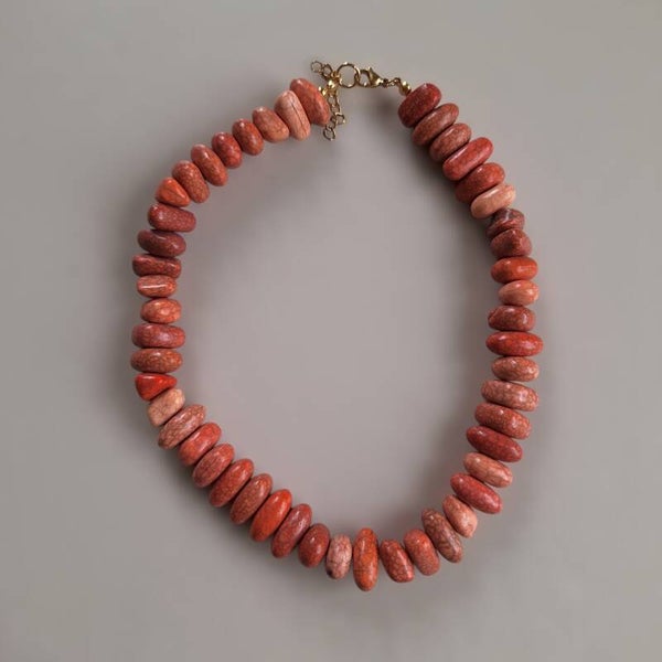 Oranje kiezel ketting