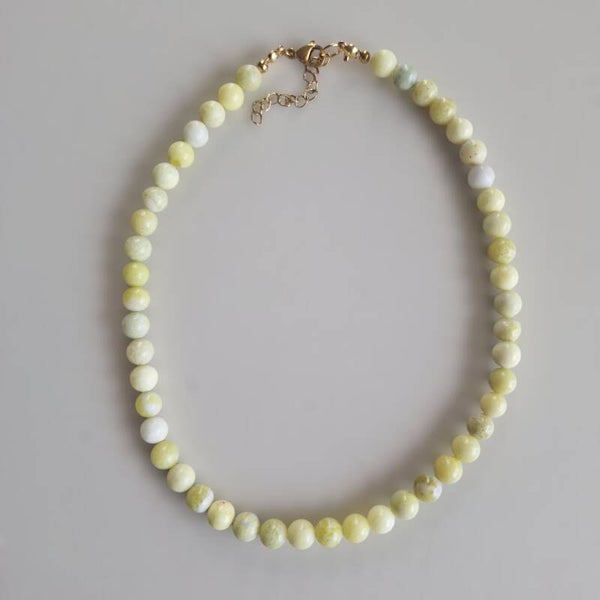 Lime groen gele natuursteen ketting