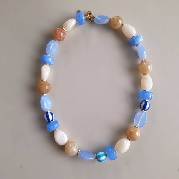 Blauwe statement ketting