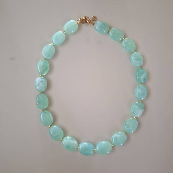 Mint groene ovale kralen ketting