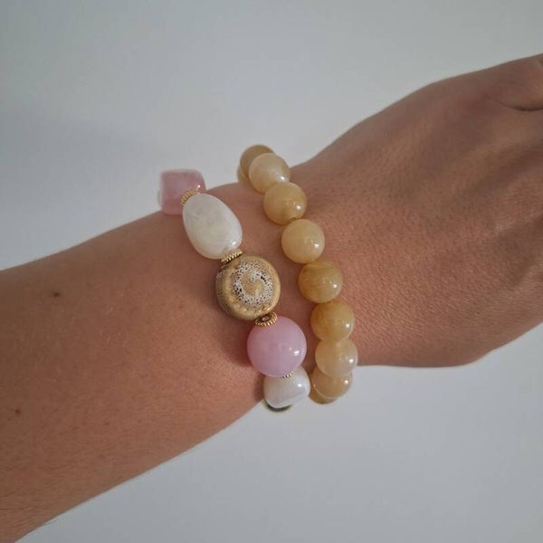 Roze beige armbanden setje