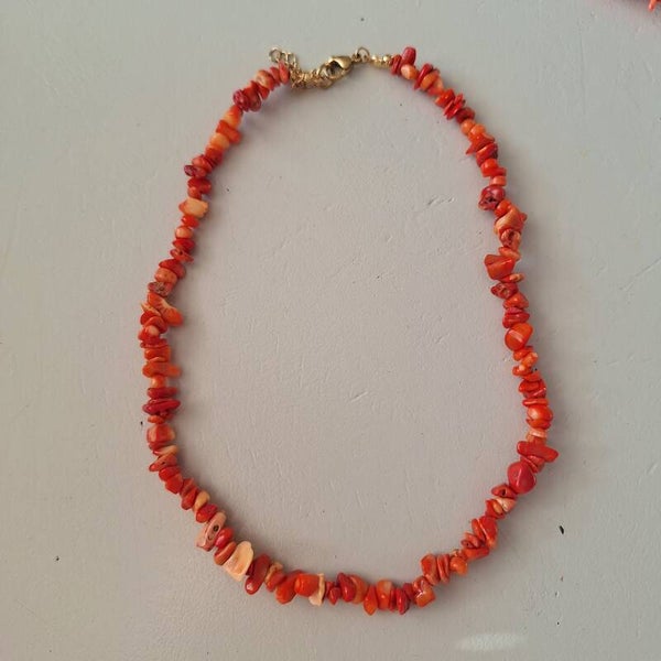 Oranje steentjes ketting